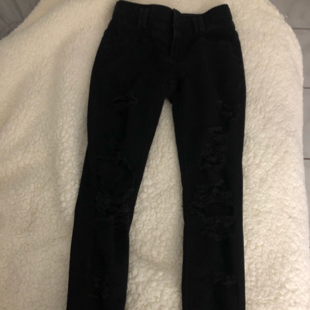Black ripped high waisted skinny jeans